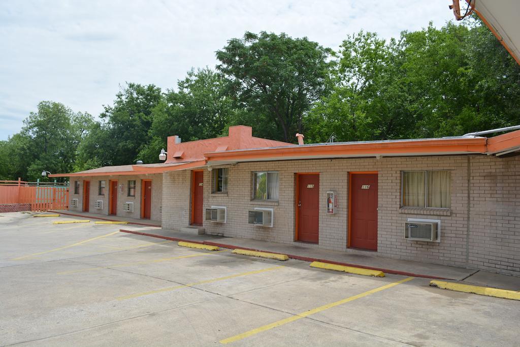 Everkleen Motel Downtown Сан Антонио Екстериор снимка