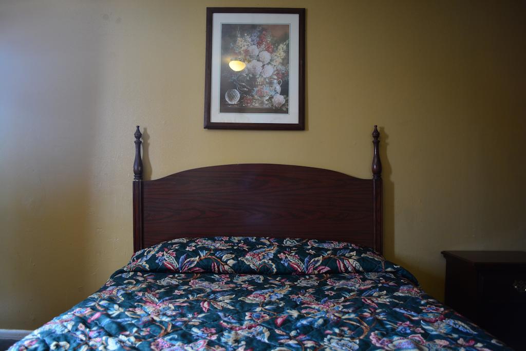Everkleen Motel Downtown Сан Антонио Екстериор снимка